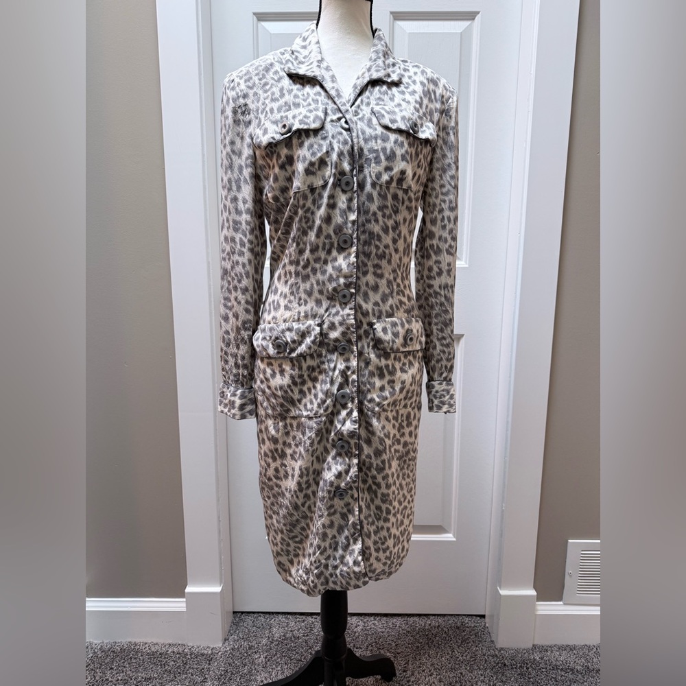 KELLY GRAHAM 💯 Silk Vintage